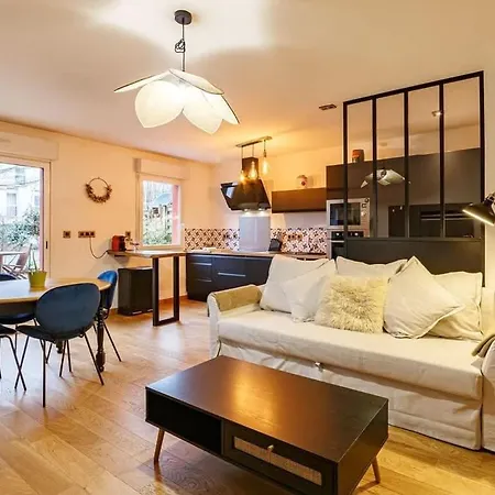 Le Saint Cyr - Bel Appartement, Parking & Terrasse Rennes